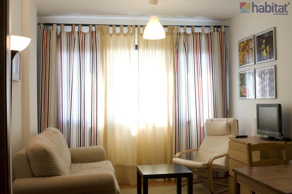 Apartamentos Habitat Zona Media 모나칠 객실 사진